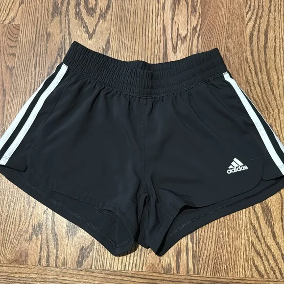 Women's XS Adidas shorts bundle EUC - Picture 6 of 14